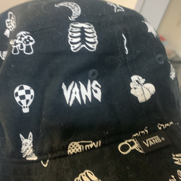 VANS bucket hat - Picture 8 of 8